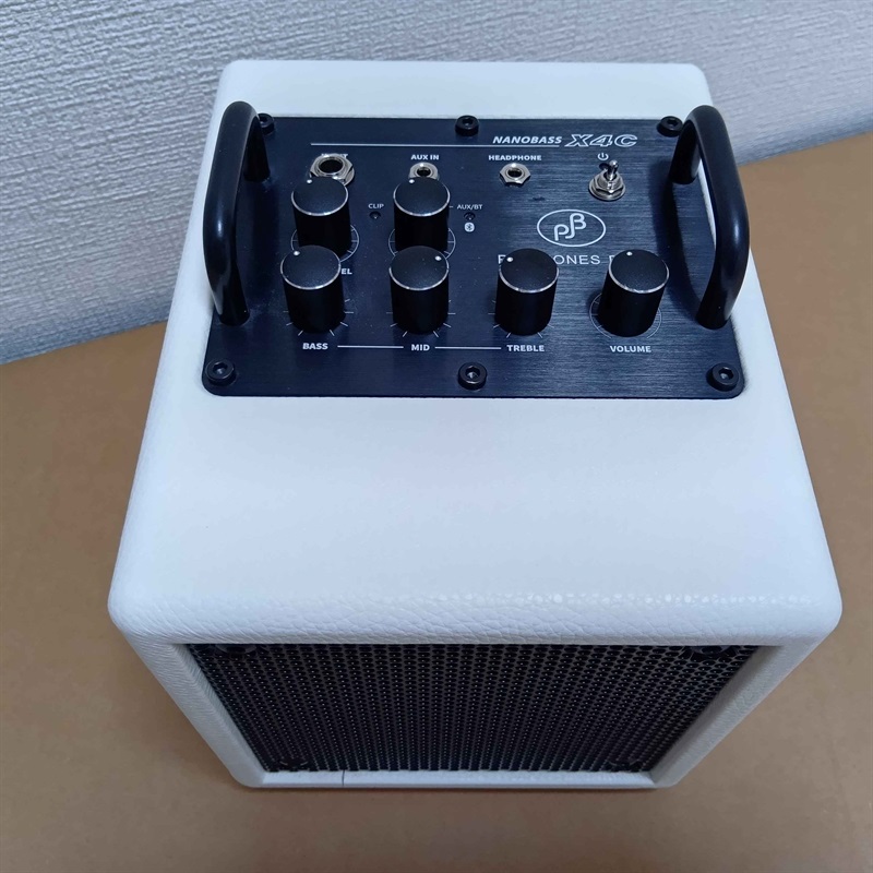 PJB（Phil Jones Bass） NANOBASS X4Cの画像